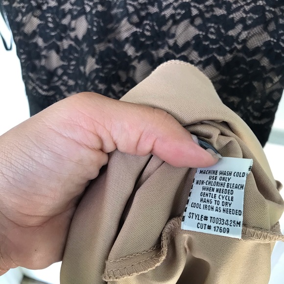 Gorgeous Black Overlay Formal Lace Dress - Picture 15 of 15